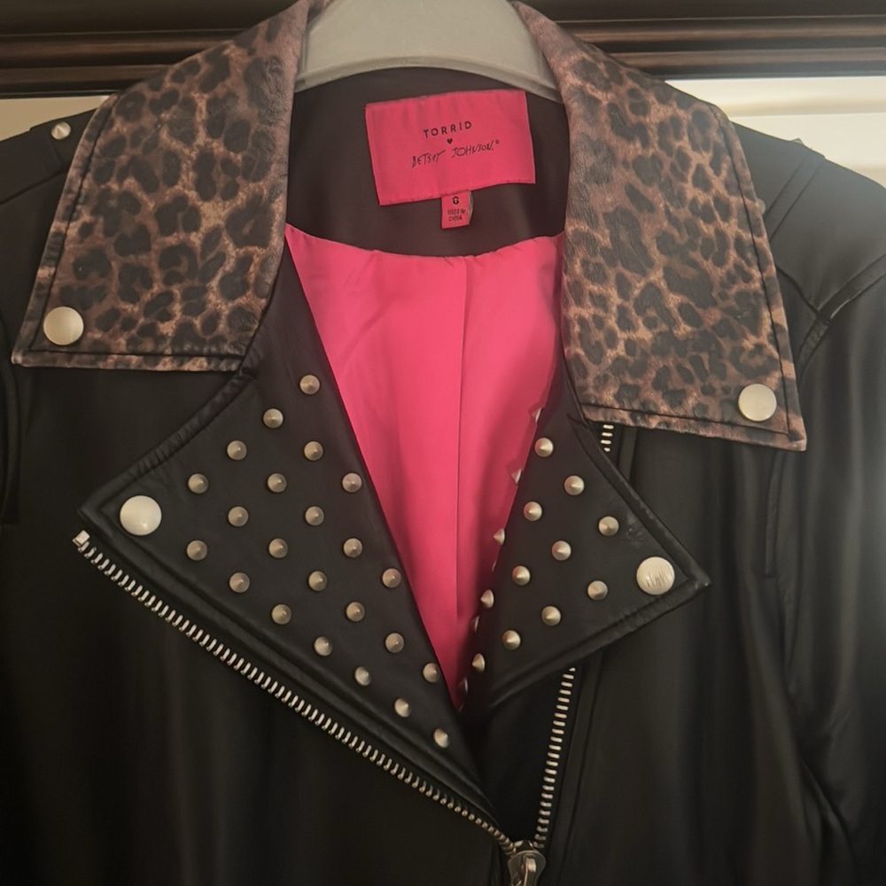 Betsey Johnson Torrid jacket - Picture 4 of 7
